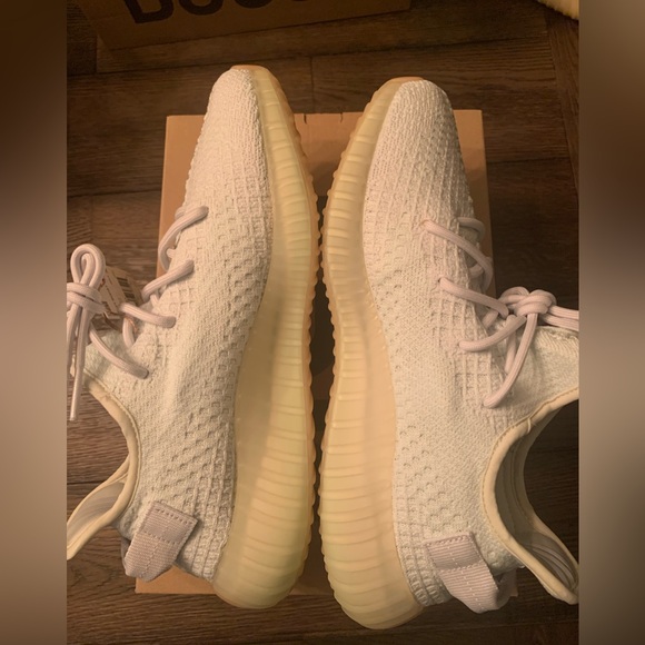 Adidas Yeezy Boost 350 V2 ‘Hyperspace’ - Picture 3 of 11
